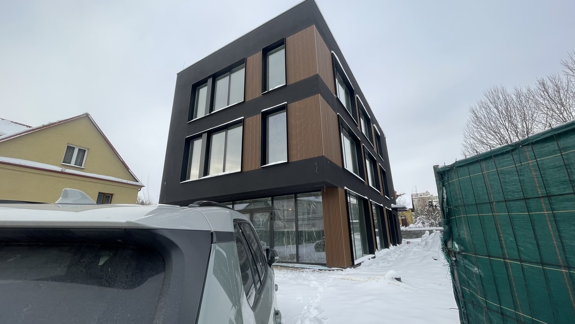 2286D52D-5732-4FA1-87F4-689F39C4705D_1_105_c