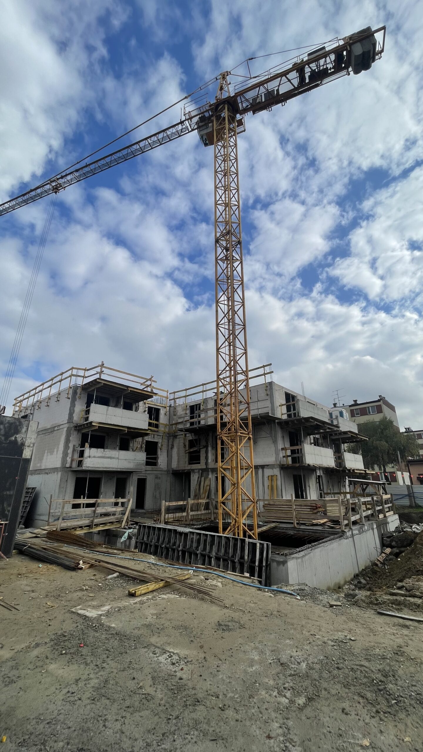 4994FCC6-4625-46D3-B409-E0D1989DECEE_1_201_a