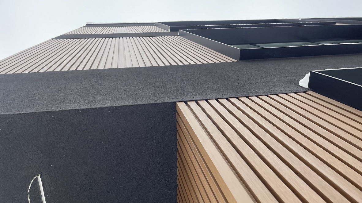 5EFC383F-0EAE-44A2-899D-5089E7846F17_1_105_c