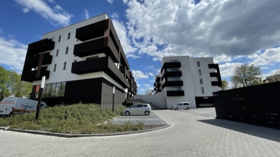 FB12EE7D-0B55-497C-8181-622127C9BB5E_4_5005_c